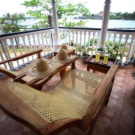 Neverbeen To Lagoon Town Apartment Batticaloa Ngoại thất bức ảnh